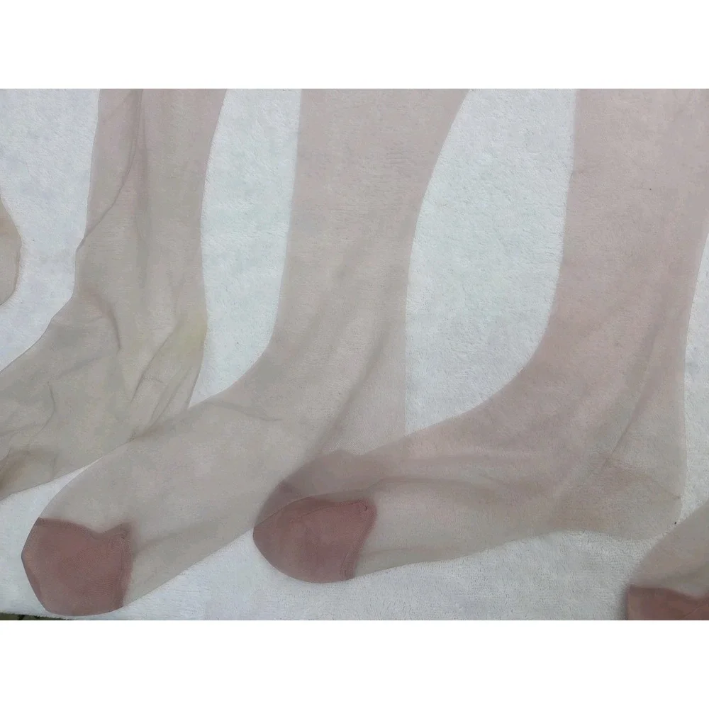 Vtg French Room Super Sheer Sandal Foot DOVE Garter Nylon Stockings Size 9 M